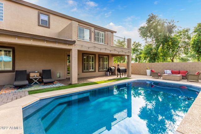3228 E ANIKA Drive, Gilbert, AZ 85298