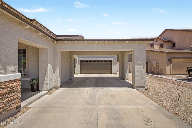 3228 E ANIKA Drive, Gilbert, AZ 85298