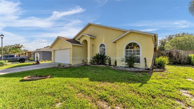 7493 BRIARBAY LOOP, Lakeland, FL 33810