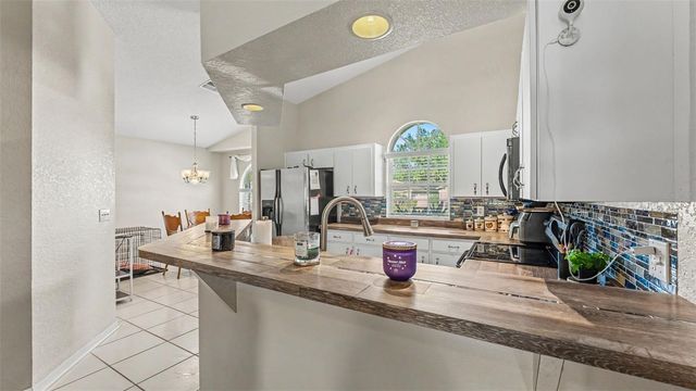 7493 BRIARBAY LOOP, Lakeland, FL 33810