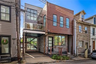 127 1/2 Banner Way, Lawrenceville, PA 15201