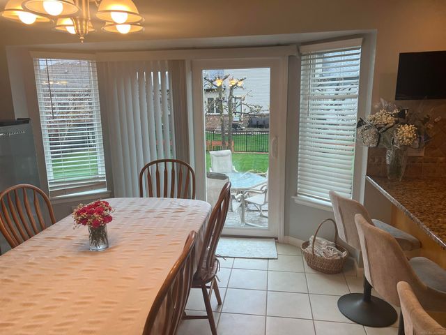 29105 Bay Pointe Drive, New Baltimore, MI 48047