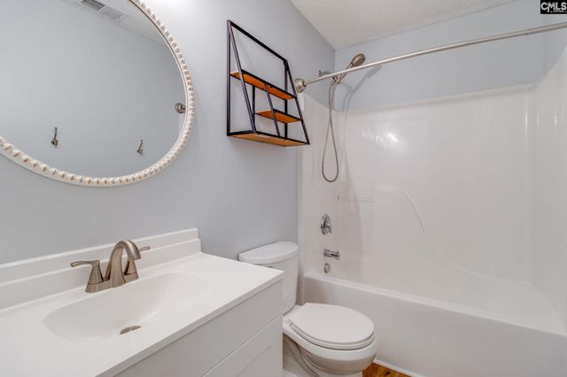 112 Wingspan Way, Chapin, SC 29036