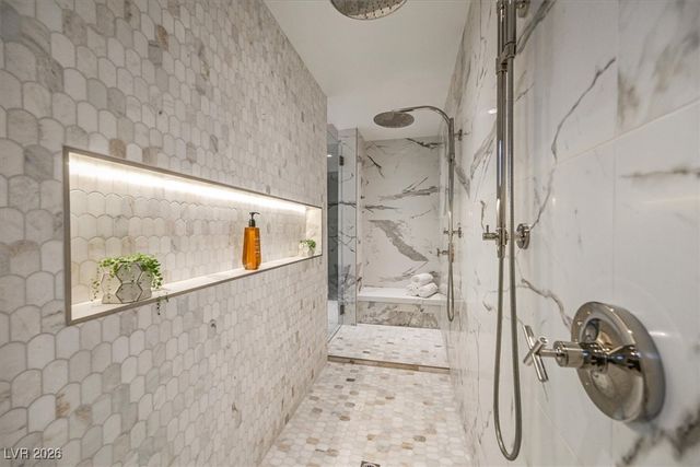 6360 Clovis Point Street, Las Vegas, NV 89135