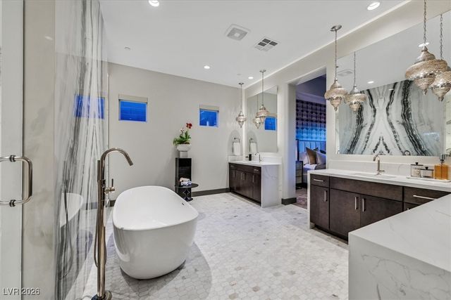 6360 Clovis Point Street, Las Vegas, NV 89135