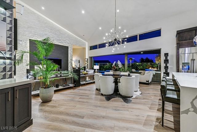 6360 Clovis Point Street, Las Vegas, NV 89135