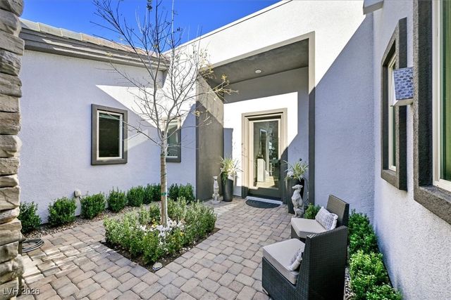 6360 Clovis Point Street, Las Vegas, NV 89135