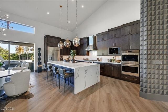 6360 Clovis Point Street, Las Vegas, NV 89135