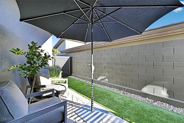 6360 Clovis Point Street, Las Vegas, NV 89135