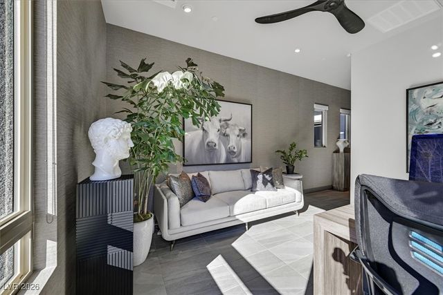 6360 Clovis Point Street, Las Vegas, NV 89135