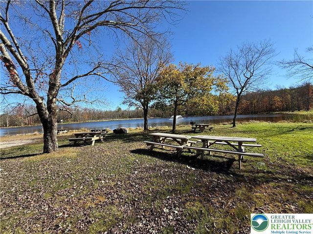 135 Sitka Drive, Coolbaugh Twp, PA 18347