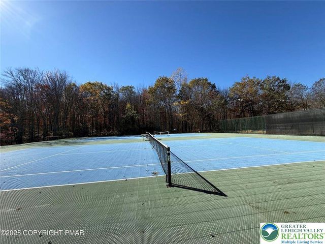 135 Sitka Drive, Coolbaugh Twp, PA 18347