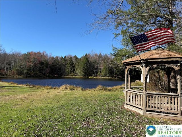 135 Sitka Drive, Coolbaugh Twp, PA 18347