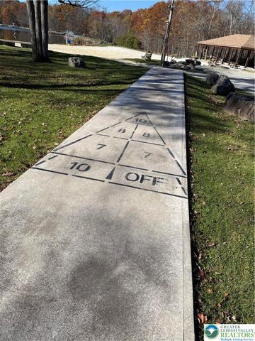 135 Sitka Drive, Coolbaugh Twp, PA 18347