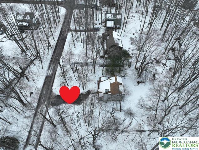 135 Sitka Drive, Coolbaugh Twp, PA 18347