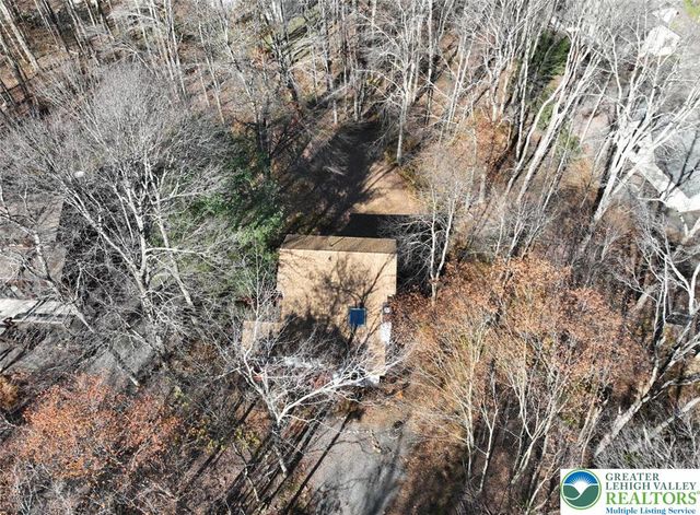 135 Sitka Drive, Coolbaugh Twp, PA 18347