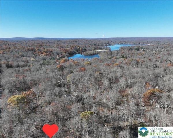 135 Sitka Drive, Coolbaugh Twp, PA 18347