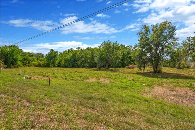 PAUL S BUCHMAN HWY, Zephyrhills, FL 33540