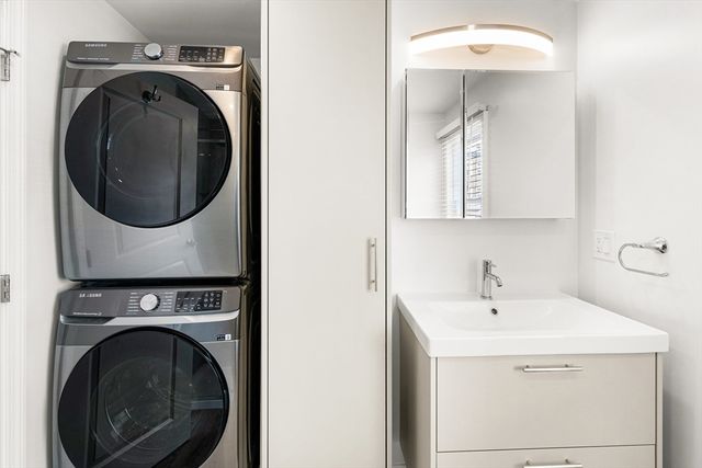 38 Day St, Whitman, MA 02382