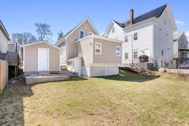 38 Day St, Whitman, MA 02382