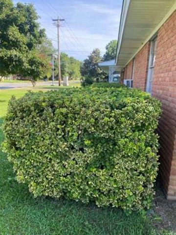 1212 Donaghey Ave., Conway, AR 72034