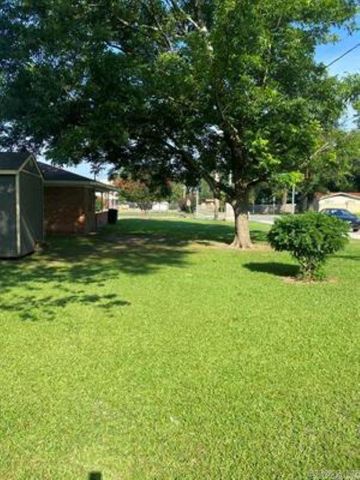 1212 Donaghey Ave., Conway, AR 72034