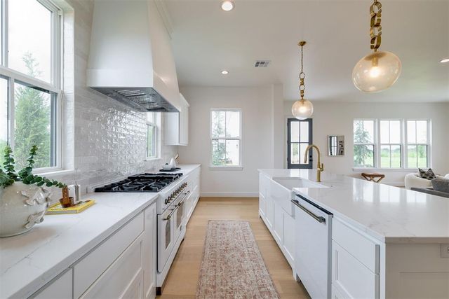 29706 E Ridge Road, Norman, OK 73069