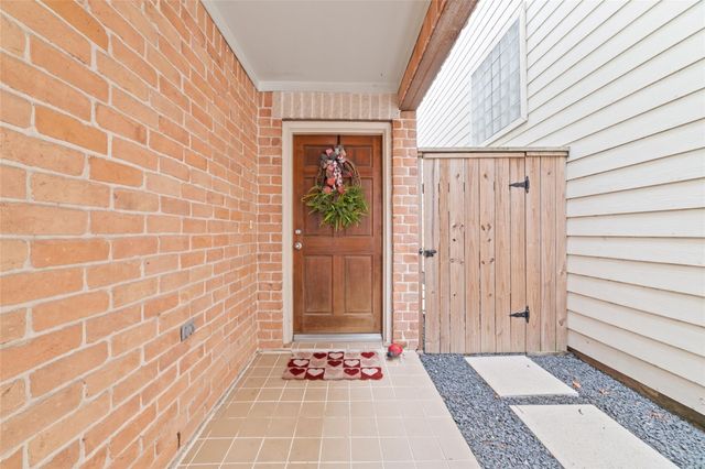 917 W 21st Street D, Houston, TX 77008