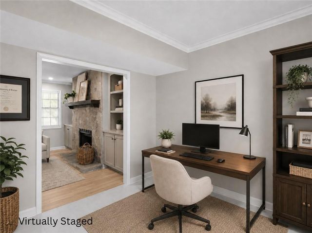155 Bear Run Court, Chattahoochee Hills, GA 30268