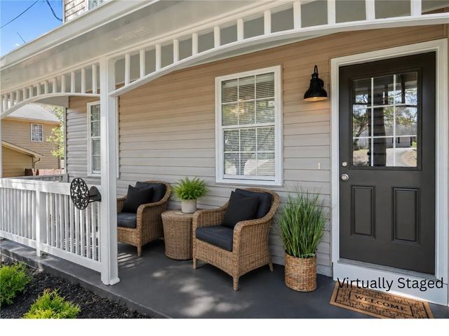 155 Bear Run Court, Chattahoochee Hills, GA 30268