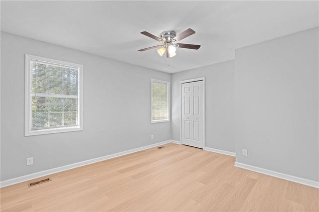 155 Bear Run Court, Chattahoochee Hills, GA 30268