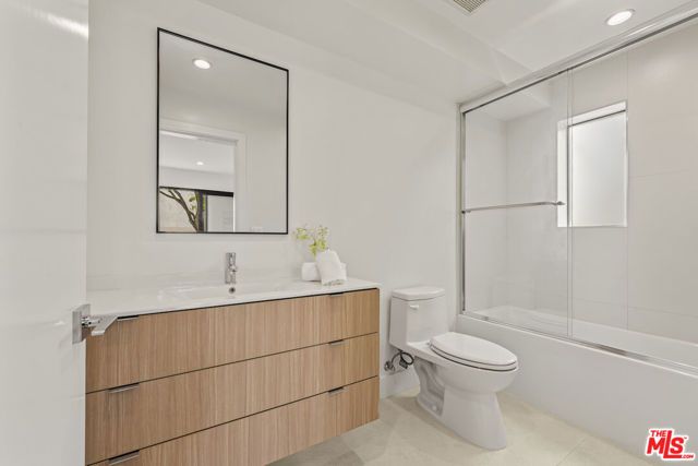 1221 N Detroit Street 1, West Hollywood, CA 90046