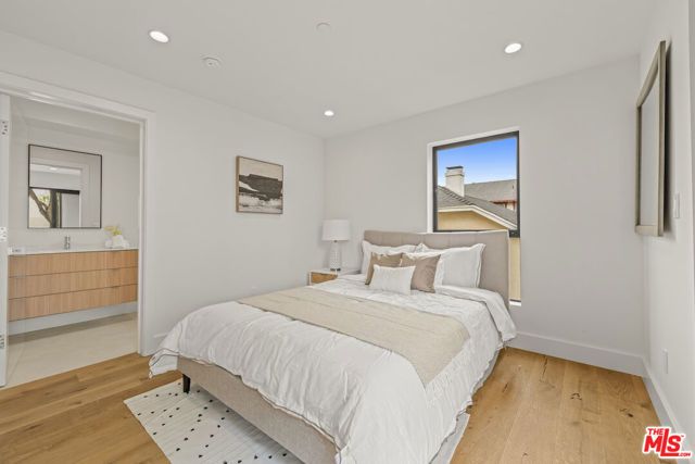 1221 N Detroit Street 1, West Hollywood, CA 90046