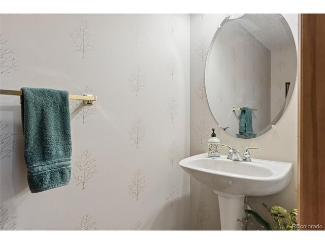 13224 Ivy Ct, Thornton, CO 80602