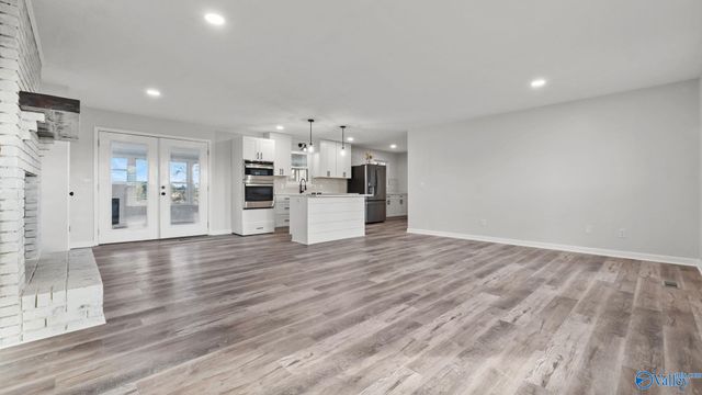 2055 Big Nose Drive, Centre, AL 35960