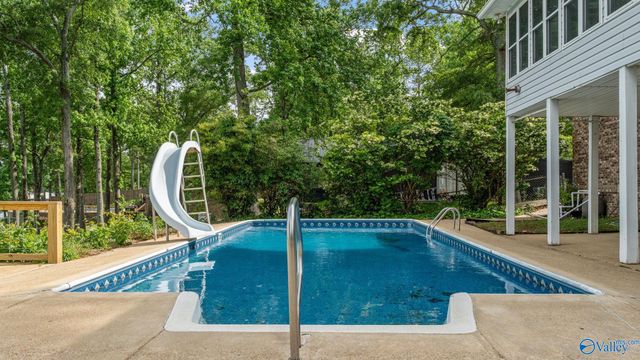 2055 Big Nose Drive, Centre, AL 35960