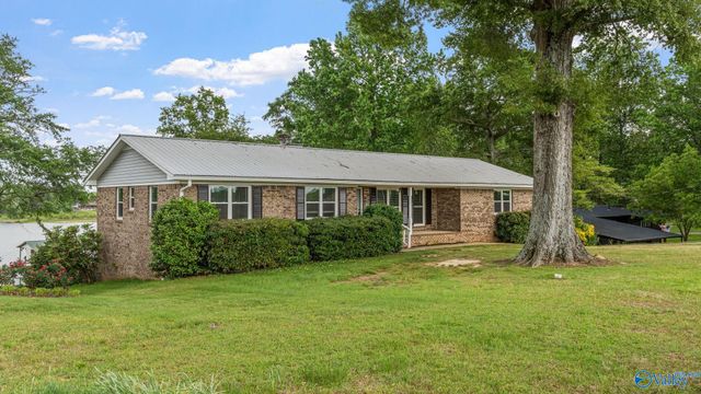2055 Big Nose Drive, Centre, AL 35960