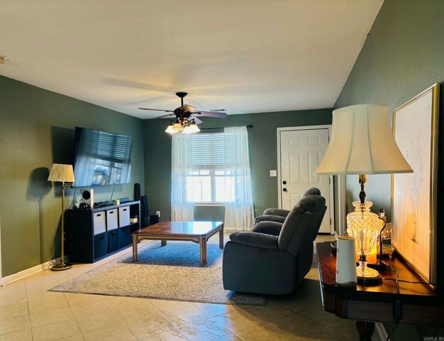 160 Leatherwood Loop, Hot Springs, AR 71901