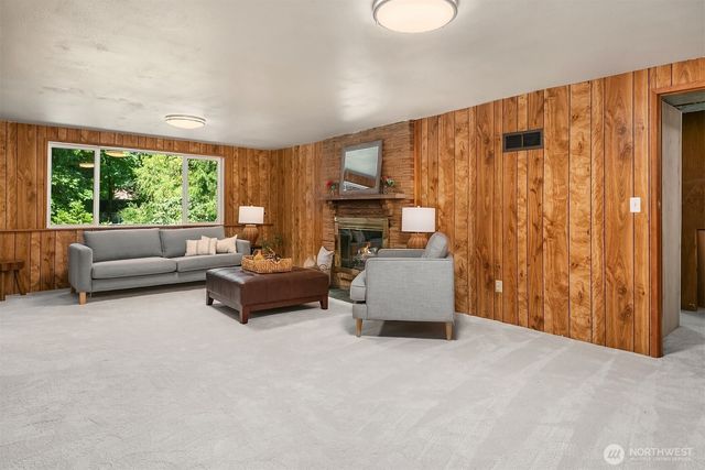 2012 NE 127th Street, Seattle, WA 98125