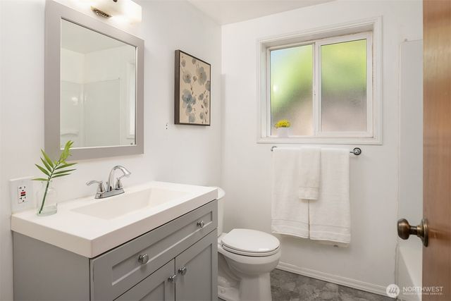 2012 NE 127th Street, Seattle, WA 98125