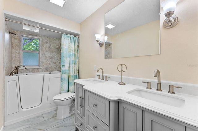 344 CROSSWINDS DRIVE, Palm Harbor, FL 34683