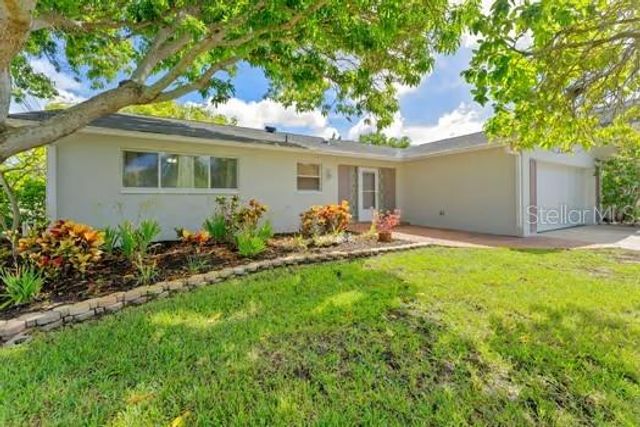 344 CROSSWINDS DRIVE, Palm Harbor, FL 34683