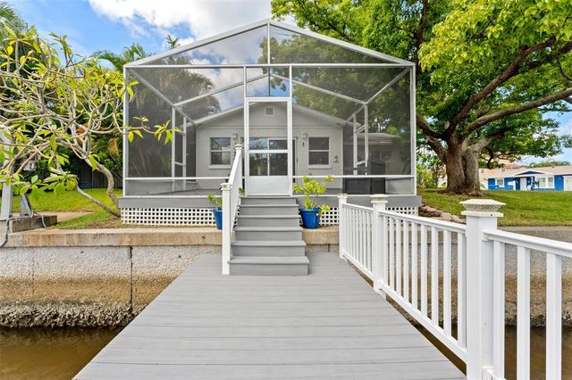 344 CROSSWINDS DRIVE, Palm Harbor, FL 34683