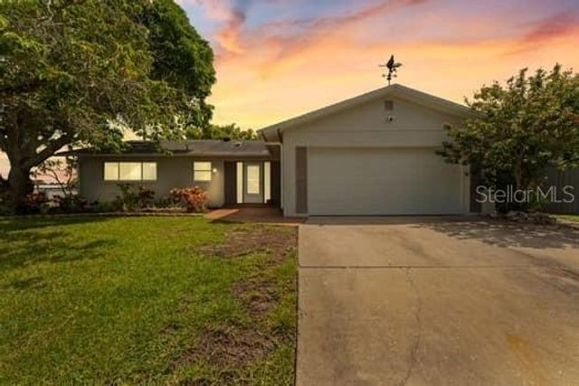 344 CROSSWINDS DRIVE, Palm Harbor, FL 34683