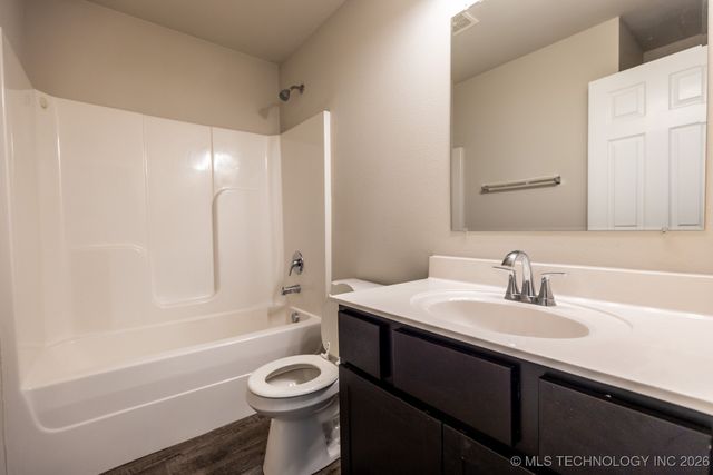 1208 E Richmond Street, Broken Arrow, OK 74012