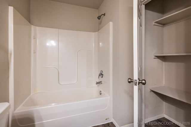 1208 E Richmond Street, Broken Arrow, OK 74012