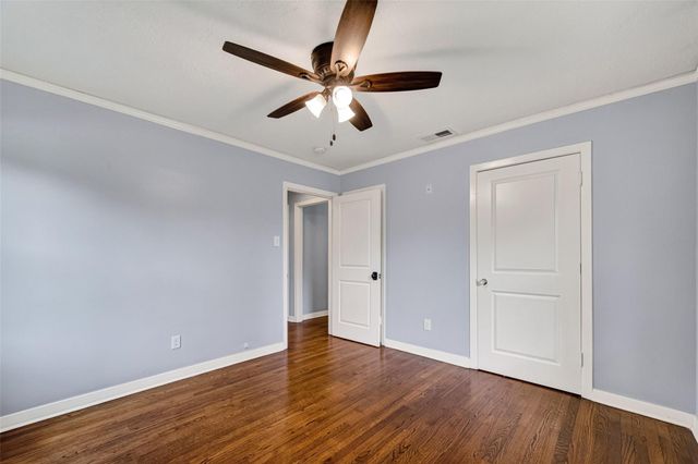 2231 Saxon Drive, Houston, TX 77018