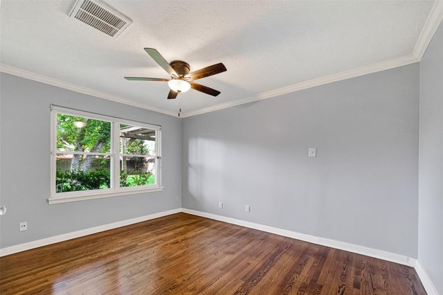2231 Saxon Drive, Houston, TX 77018