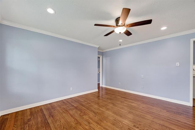 2231 Saxon Drive, Houston, TX 77018