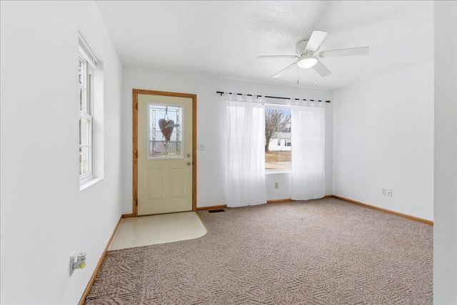 1920 Locke Avenue, Waterloo, IA 50702